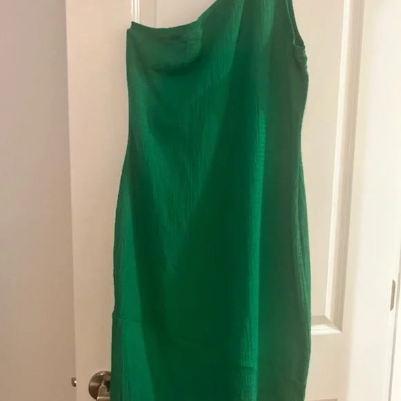 One shoulder fitted dress - Picture 3 of 5